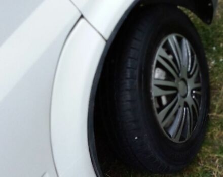 Белый Форд Транзит, объемом двигателя 2 л и пробегом 321 тыс. км за 2200 $, фото 7 на Automoto.ua