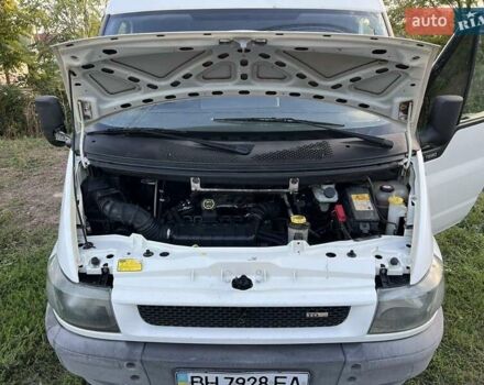 Форд Транзит 2002 в Измаиле на Automoto.ua Белый Форд Транзит, объемом двигателя 2 л и пробегом 340 тыс. км за 1300 $, фото 12 на Automoto.ua