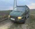 Белый Форд Транзит, объемом двигателя 2 л и пробегом 380 тыс. км за 3300 $, фото 1 на Automoto.ua