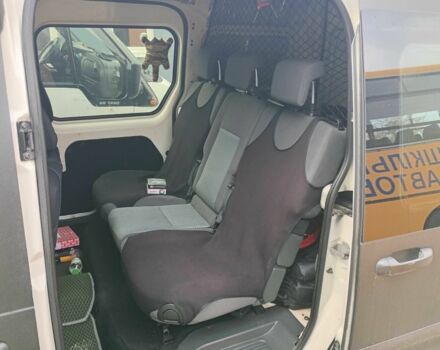 Білий Форд Транзит, об'ємом двигуна 1.8 л та пробігом 360 тис. км за 1900 $, фото 10 на Automoto.ua