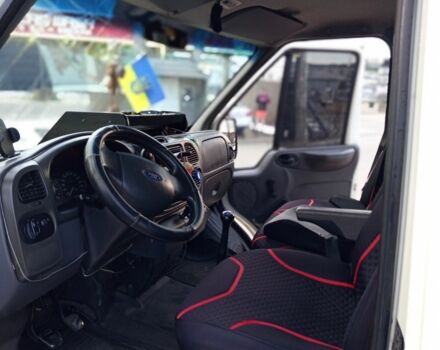 Белый Форд Транзит, объемом двигателя 2 л и пробегом 275 тыс. км за 5500 $, фото 4 на Automoto.ua
