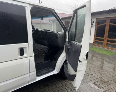 Белый Форд Транзит, объемом двигателя 2 л и пробегом 400 тыс. км за 2350 $, фото 9 на Automoto.ua