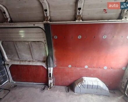 Белый Форд Транзит, объемом двигателя 2 л и пробегом 300 тыс. км за 4700 $, фото 10 на Automoto.ua