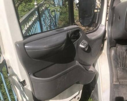 Белый Форд Транзит, объемом двигателя 2 л и пробегом 600 тыс. км за 4500 $, фото 6 на Automoto.ua