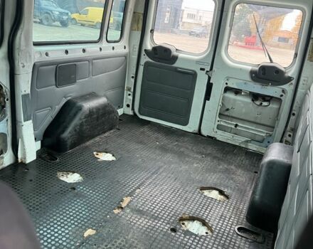 Белый Форд Транзит, объемом двигателя 2.2 л и пробегом 300 тыс. км за 3000 $, фото 3 на Automoto.ua