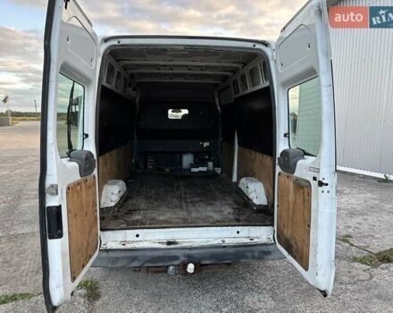 Білий Форд Транзит, об'ємом двигуна 2.4 л та пробігом 343 тис. км за 5750 $, фото 27 на Automoto.ua