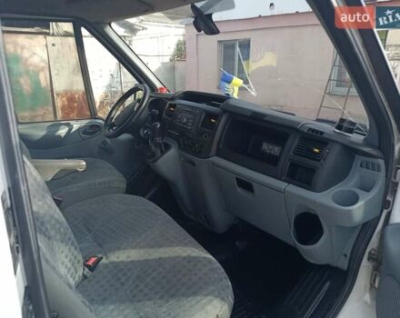 Білий Форд Транзит, об'ємом двигуна 2.2 л та пробігом 300 тис. км за 6500 $, фото 7 на Automoto.ua