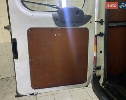 Форд Транзит 2006 в Умани на Automoto.ua Белый Форд Транзит, объемом двигателя 2 л и пробегом 270 тыс. км за 5555 $, фото 26 на Automoto.ua