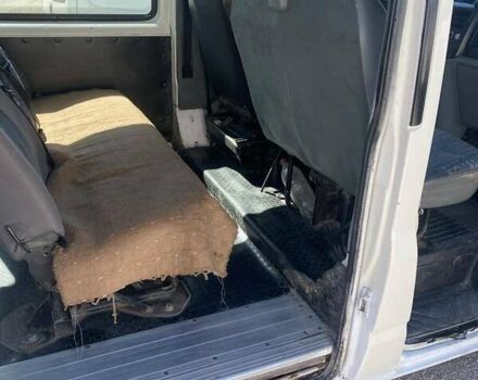 Білий Форд Транзит, об'ємом двигуна 2.2 л та пробігом 250 тис. км за 3900 $, фото 19 на Automoto.ua