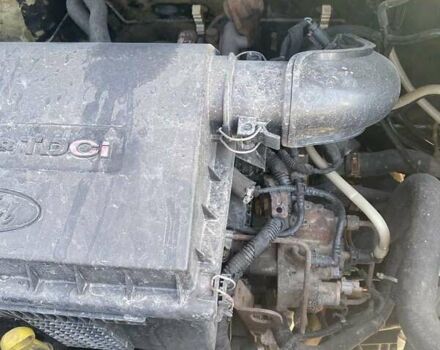 Білий Форд Транзит, об'ємом двигуна 2.2 л та пробігом 250 тис. км за 3900 $, фото 22 на Automoto.ua