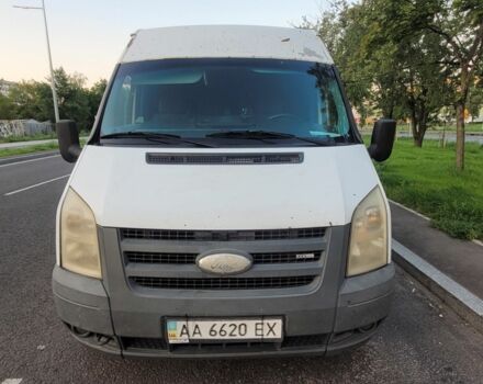 Белый Форд Транзит, объемом двигателя 2.4 л и пробегом 199 тыс. км за 5800 $, фото 1 на Automoto.ua