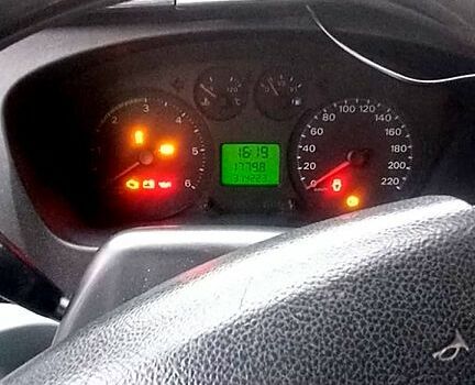 Білий Форд Транзит, об'ємом двигуна 2.2 л та пробігом 314 тис. км за 7200 $, фото 2 на Automoto.ua