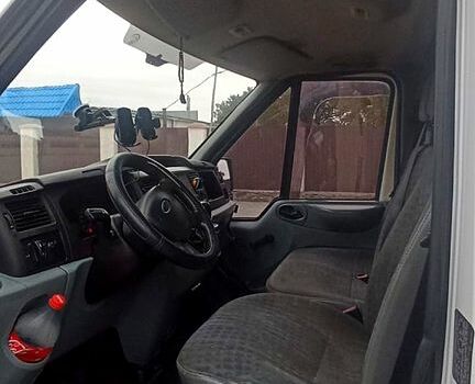 Білий Форд Транзит, об'ємом двигуна 2.2 л та пробігом 314 тис. км за 7200 $, фото 1 на Automoto.ua