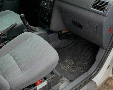 Білий Форд Транзит, об'ємом двигуна 1.8 л та пробігом 276 тис. км за 4800 $, фото 6 на Automoto.ua