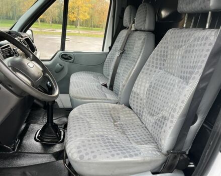 Белый Форд Транзит, объемом двигателя 2.2 л и пробегом 249 тыс. км за 3738 $, фото 2 на Automoto.ua