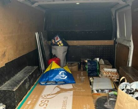 Білий Форд Транзит, об'ємом двигуна 2.2 л та пробігом 326 тис. км за 8300 $, фото 14 на Automoto.ua