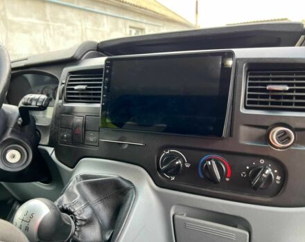 Білий Форд Транзит, об'ємом двигуна 2.2 л та пробігом 326 тис. км за 8300 $, фото 11 на Automoto.ua