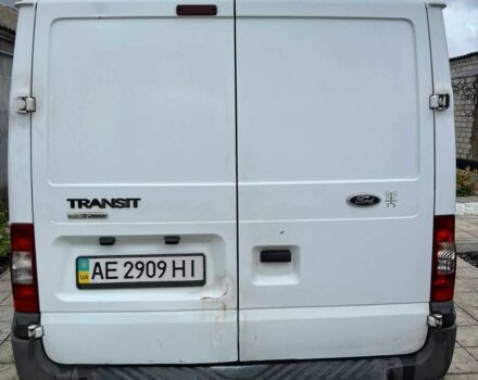Білий Форд Транзит, об'ємом двигуна 2.2 л та пробігом 326 тис. км за 8300 $, фото 4 на Automoto.ua