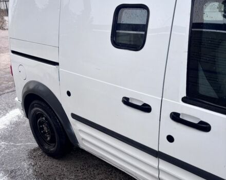 Белый Форд Транзит, объемом двигателя 1.8 л и пробегом 230 тыс. км за 9000 $, фото 1 на Automoto.ua