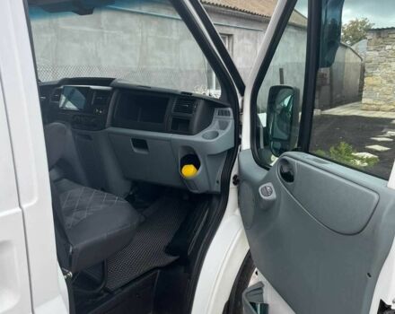 Білий Форд Транзит, об'ємом двигуна 2.2 л та пробігом 326 тис. км за 8300 $, фото 9 на Automoto.ua