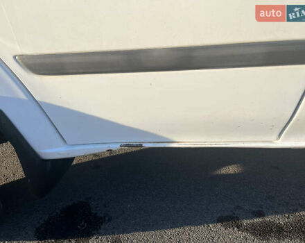 Белый Форд Транзит, объемом двигателя 2.2 л и пробегом 307 тыс. км за 8200 $, фото 24 на Automoto.ua