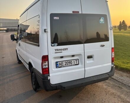 Белый Форд Транзит, объемом двигателя 2.2 л и пробегом 1000 тыс. км за 12000 $, фото 2 на Automoto.ua