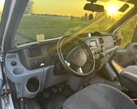 Белый Форд Транзит, объемом двигателя 2.2 л и пробегом 1000 тыс. км за 12000 $, фото 7 на Automoto.ua