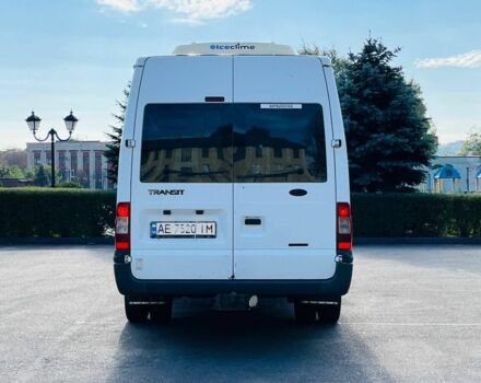 Белый Форд Транзит, объемом двигателя 2.2 л и пробегом 300 тыс. км за 9999 $, фото 4 на Automoto.ua