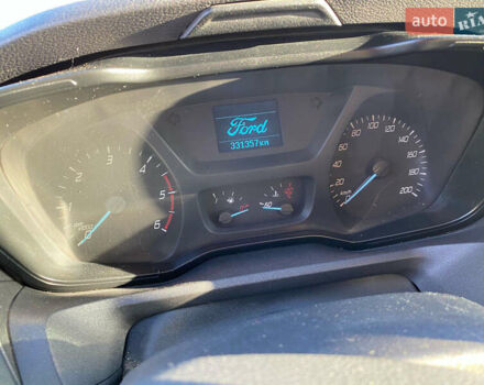 Белый Форд Транзит, объемом двигателя 2.2 л и пробегом 331 тыс. км за 14600 $, фото 5 на Automoto.ua