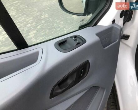 Білий Форд Транзит, об'ємом двигуна 2.2 л та пробігом 242 тис. км за 13700 $, фото 18 на Automoto.ua