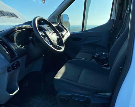 Белый Форд Транзит, объемом двигателя 2.2 л и пробегом 331 тыс. км за 14600 $, фото 4 на Automoto.ua