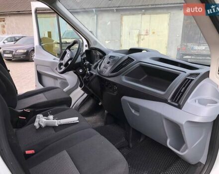 Білий Форд Транзит, об'ємом двигуна 2.2 л та пробігом 242 тис. км за 13700 $, фото 10 на Automoto.ua