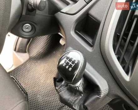 Білий Форд Транзит, об'ємом двигуна 2.2 л та пробігом 242 тис. км за 13700 $, фото 15 на Automoto.ua