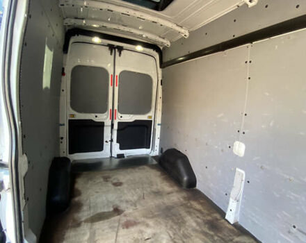 Белый Форд Транзит, объемом двигателя 2.2 л и пробегом 326 тыс. км за 12999 $, фото 13 на Automoto.ua