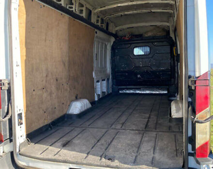 Белый Форд Транзит, объемом двигателя 2.2 л и пробегом 331 тыс. км за 14600 $, фото 8 на Automoto.ua