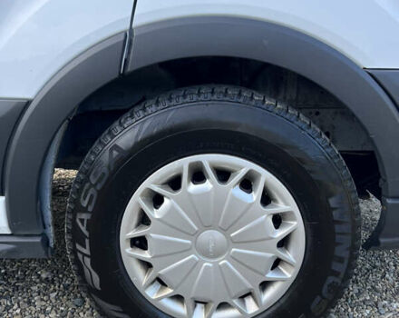 Белый Форд Транзит, объемом двигателя 2.2 л и пробегом 466 тыс. км за 12500 $, фото 9 на Automoto.ua