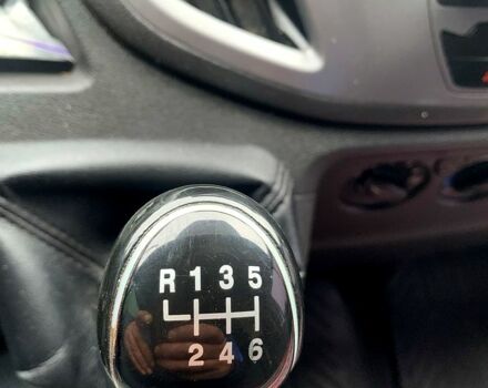 Білий Форд Транзит, об'ємом двигуна 2.2 л та пробігом 281 тис. км за 12500 $, фото 6 на Automoto.ua