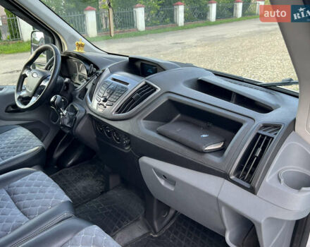 Белый Форд Транзит, объемом двигателя 2.2 л и пробегом 466 тыс. км за 12500 $, фото 31 на Automoto.ua