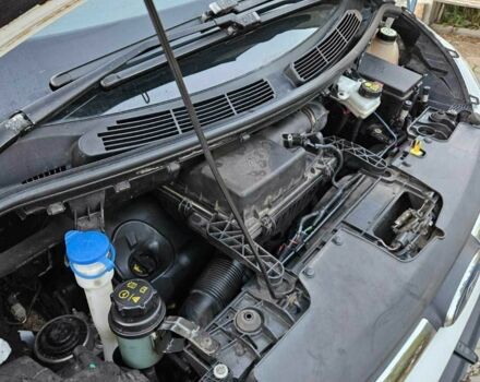 Белый Форд Транзит, объемом двигателя 2.2 л и пробегом 230 тыс. км за 14200 $, фото 8 на Automoto.ua