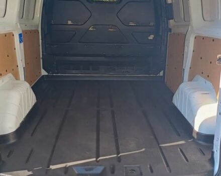 Белый Форд Транзит, объемом двигателя 2.2 л и пробегом 245 тыс. км за 10500 $, фото 4 на Automoto.ua