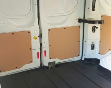 Белый Форд Транзит, объемом двигателя 2.2 л и пробегом 245 тыс. км за 10500 $, фото 6 на Automoto.ua