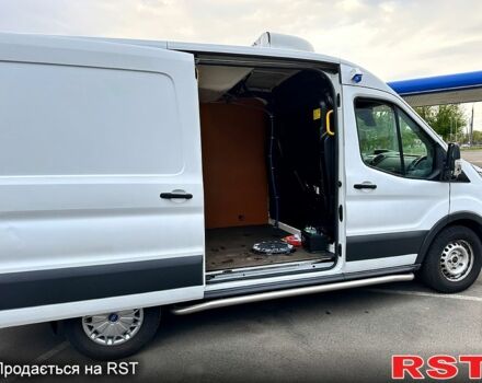 Белый Форд Транзит, объемом двигателя 2 л и пробегом 240 тыс. км за 14950 $, фото 3 на Automoto.ua