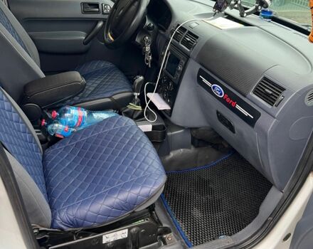 Білий Форд Транзит, об'ємом двигуна 1.5 л та пробігом 283 тис. км за 4649 $, фото 5 на Automoto.ua