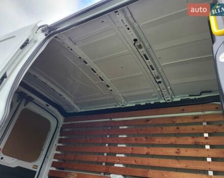 Белый Форд Транзит, объемом двигателя 2 л и пробегом 250 тыс. км за 15500 $, фото 40 на Automoto.ua