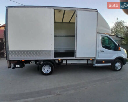 Белый Форд Транзит, объемом двигателя 2 л и пробегом 180 тыс. км за 17500 $, фото 9 на Automoto.ua