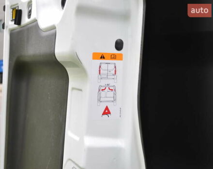 Білий Форд Транзит, об'ємом двигуна 2 л та пробігом 230 тис. км за 22500 $, фото 102 на Automoto.ua