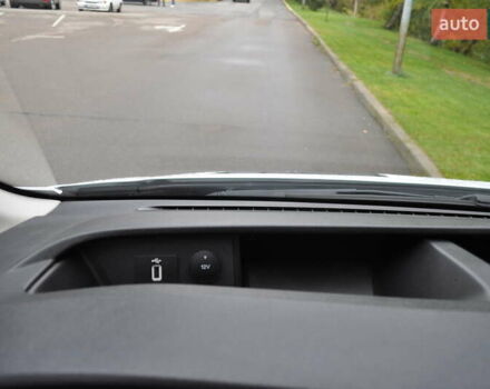 Білий Форд Транзит, об'ємом двигуна 2 л та пробігом 230 тис. км за 22500 $, фото 72 на Automoto.ua