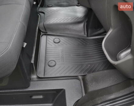 Білий Форд Транзит, об'ємом двигуна 2 л та пробігом 230 тис. км за 22500 $, фото 45 на Automoto.ua