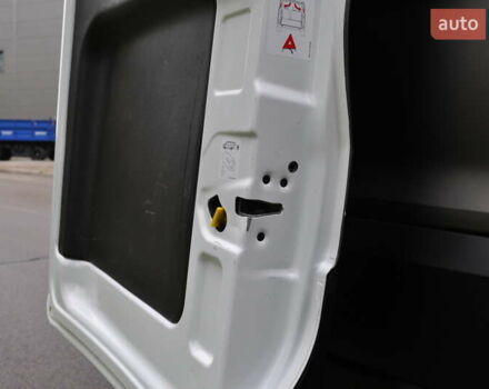 Білий Форд Транзит, об'ємом двигуна 2 л та пробігом 230 тис. км за 22500 $, фото 103 на Automoto.ua