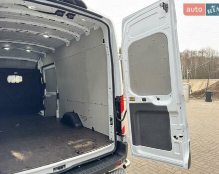 Белый Форд Транзит, объемом двигателя 2 л и пробегом 170 тыс. км за 17200 $, фото 48 на Automoto.ua